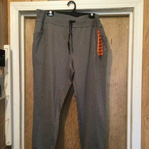 plus size New with tags 32"Heat joggers/sweat pants